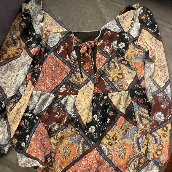 American Eagle Patchwork Blouse with Tie-Up Back - Picture 6 of 7